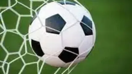 نگاهی به نبرد میان تیم های لیگ برتری