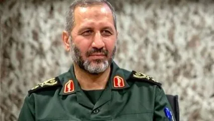 عکسی از فرمانده بلندپایه سپاه بدون لباس نظامی