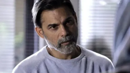 قاب تماشایی یک ستاره و همسر شیک‌پوشش؛ عکس جدید پیمان معادی در کانون توجه!