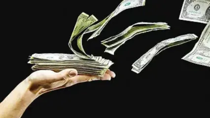 ۱۲ هزار همت نقدینگی؛ پول از کنترل خارج می‌شود