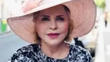 سفر در زمان؛ «زری خوشکام» بازیگر سینمای قبل از انقلاب در 67 سالگی در کنار دخترش «لیلا حاتمی»