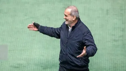 رئیس جمهور برای دفاع از لایحه بودجه ۱۴۰۵ به مجلس رفت