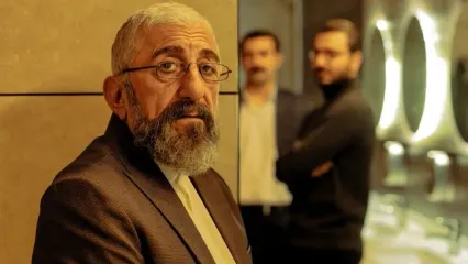 آرمین رحیمیان و کیوان ساکت‌اف در «جهان مبهم هاتف»