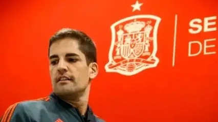 مربی سابق لاروخا در مسیر قاره آمریکا