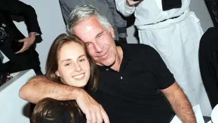 رونمایی از آخرین همسر جفری اپستین! | یک زن مرموز بلاروسی که وارث ثروت اپستین شد | کارینا شولیاک کیست؟‌