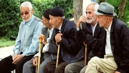 واریز عیدی بازنشستگان آغاز شد | واریزی اضافه 10 میلیون این ماه بحساب بازنشستگان