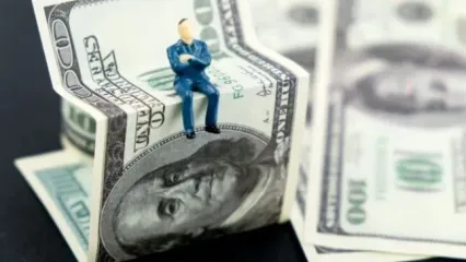 دبیرکل پیشین اتاق بازرگانی به دولت: بازار را به فضای رقابتی بسپارید | اصرار بر قیمت‌گذاری دستوری مانع کاهش قیمت‌ها می شود