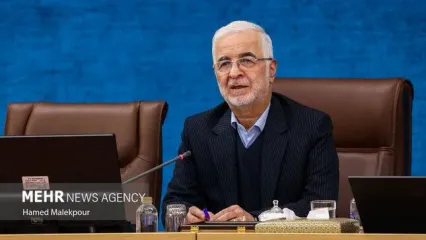 وزیر کشور: ایران به کارگاه بزرگ انرژی‌های تجدیدپذیر تبدیل شده است