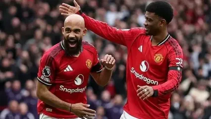 برد خانگی منچستریونایتد مقابل تاتنهام 10 نفره