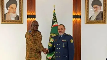 وزیر دفاع: روابط با کشور‌های انقلابی آفریقا گسترش می‌یابد