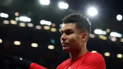 درخواست اسطوره از یونایتد: کاسمیرو را در هر شرایطی نگه دارید