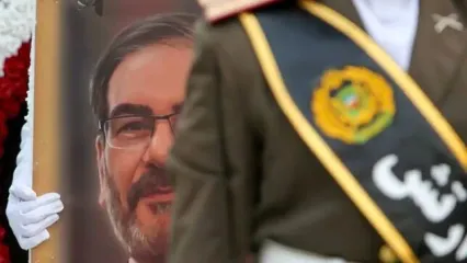 مراسم خاکسپاری علی شمخانی در امامزاده صالح