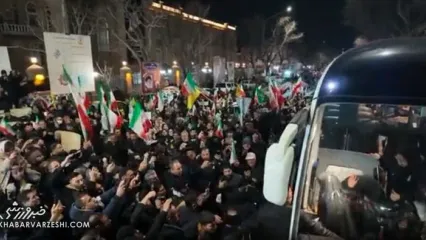 ویدیوی منتشر شده از حضور تیم ملی زنان در خیابان‌های تبریز