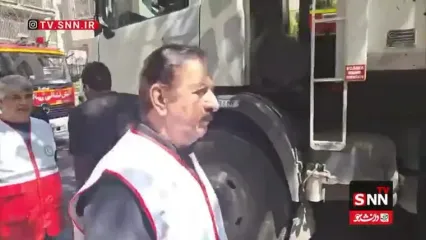 مجید مجیدی در لباس امدادگران