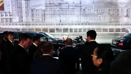 هدیه لوکس پوتین به پادشاه مالزی!