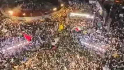 تهرانی‌ها در بدرقۀ تیم ملی در میدان انقلاب: دست خدا، دست علی یارتون/ ویدئو