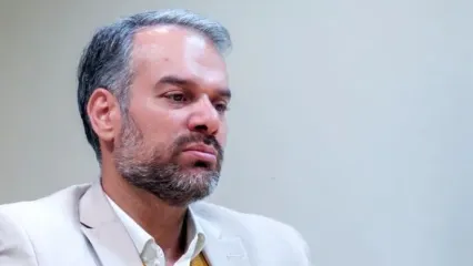 به زودی، دود اینترنت پرو به چشم تصمیم‌گیران آن خواهد رفت/ به نظر می‌رسد یکی از اهداف توزیع اینترنت پرو، تامین بودجه دولت است/ چطور است که ما کف خیابان به مردم اعتماد داریم، اما در فضای مجازی به آنان بی‌اعتماد هستیم؟