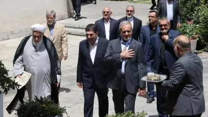 پازل‌ عملکردی دولت چهاردهم در پایان سال دوم/ چرا ریاست جمهوری برای پزشکیان آسان نمود اول ولی افتاد مشکل‌ها؟