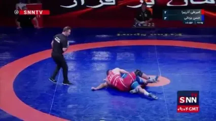 ببینید| پیروزی دوم حسن یزدانی مقابل آذرپیرا در یک مبارزه جنجالی