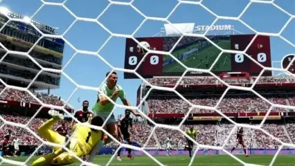 اعتراف فیفا به نقص فنی VAR در دیدار قطر - سوئیس