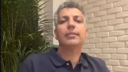 ویدیو| توضیح مفصل عادل فردوسی‌پور درباره ماجرای دست‌بوسی وزیر و حواشی پس از آن