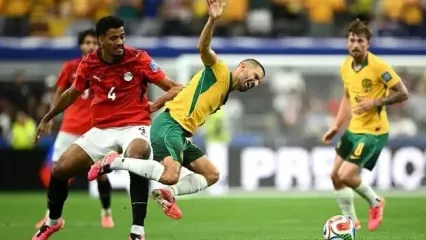 بازیگر مشهور هالیوود تماشاگر بازی مصر - استرالیا