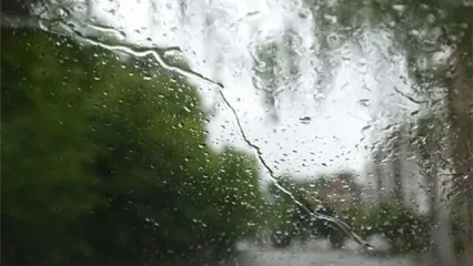 لحظات تماشایی بارندگی تابستانی در هرمزگان