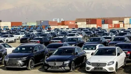 چه تعداد خودرو کارکرده وارد ایران می‌شود؟