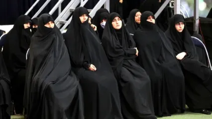 حضور فرزندان شهید حاج قاسم سلیمانی در مراسم چهلم آقای شهید ایران +عکس