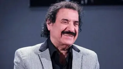 تسلیت جواد یساری به احسان خواجه امیری در یادبود ایرج خواجه امیری/ویدیو