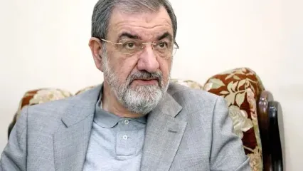 تصویر دبیر شورای عالی امنیت ملی در منزل علی لاریجانی