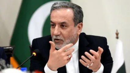 مقام پاکستانی: عراقچی روز جمعه به پاکستان سفر می‌کند