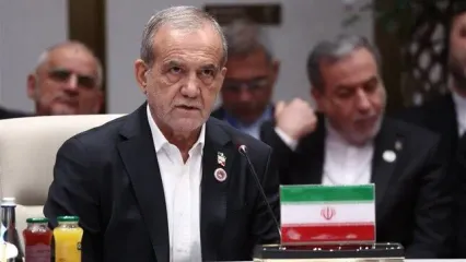 دیدار پزشکیان با نخست وزیر بنگلادش