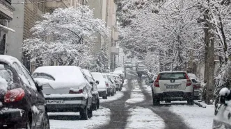 بارش برف در 4 شهر تهران/ مدیریت بحران آماده باش شد