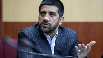 ماجرای کتک خوردن علیرضا دبیر در دوره احمدی نژاد!