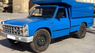(ویدیو) لحظه فرار جنجالی راننده نیسان آبی از دست ماشین پلیس در تهران