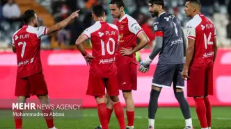 گل پرسپولیس به النصر توسط شهاب زاهدی که آفساید اعلام شد