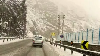 مسدود شدن جاده کندوان به دلیل بارش سنگین برف