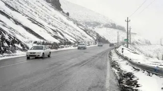 آخرین وضعیت بارش برف و باران در جاده های چالوس و هراز امشب ۲۴ دی