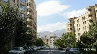 باران وسایل خانه در یکی از خیابان‌های قیطریه!