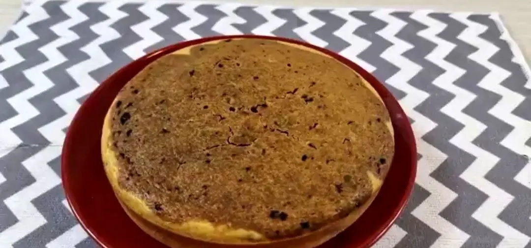 طرز تهیه کیک خوشمزه میوه ای با میکس جادویی سیب و پرتقال+ فیلم