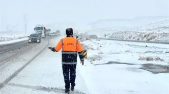 ۱۶ محور شریانی و غیرشریانی کشور مسدود شد