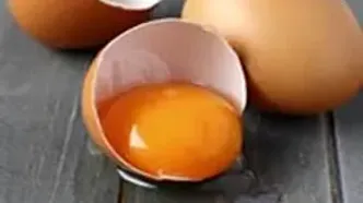 در خوردن تخم مرغ احتیاط کنید