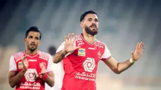 جشن تولد هافبک مغضوب قلعه‌نویی در اردوی پرسپولیس