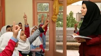 خبر خوش دولت برای معلمان مدارس غیردولتی | شروع ثبت نام اقساطی «بیمه‌ تکمیلی»