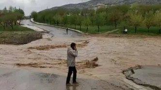 پل جهادگران خرم‌آباد زیر آب رفت