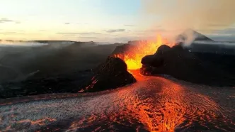 (ویدیو) ایجاد شکاف ترسناک در ایسلند در اثر فعالیت‌های آتش‌فشانی
