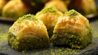 طرز تهیه 10 تا از پرطرفدارترین شیرینی های عید نوروز + ویدیو