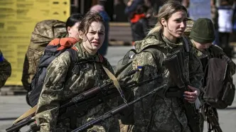 دانمارک خدمت سربازی را برای زنان اجباری کرد