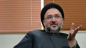 دکتر روحانی و ناطق نوری را به عنوان امامان جمعه تهران منصوب کنید